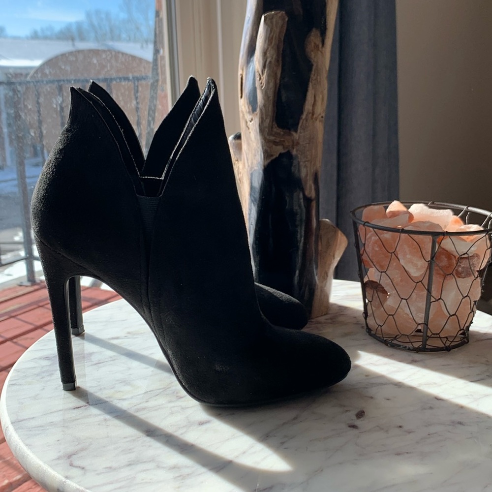 Nine West Heeled Bootie